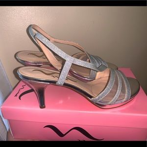 Nina Silver Heels women’s 8 (WITH BOX)